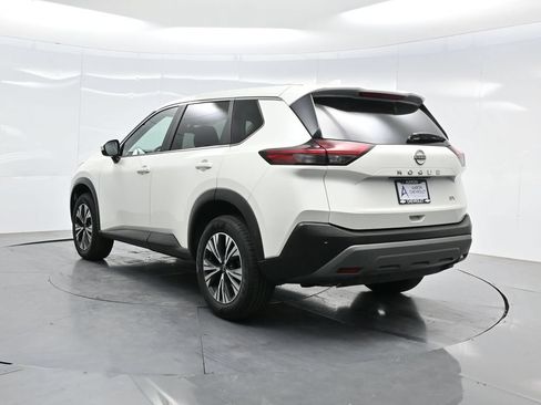 Used 2023 Nissan Rogue SV FWD image 5