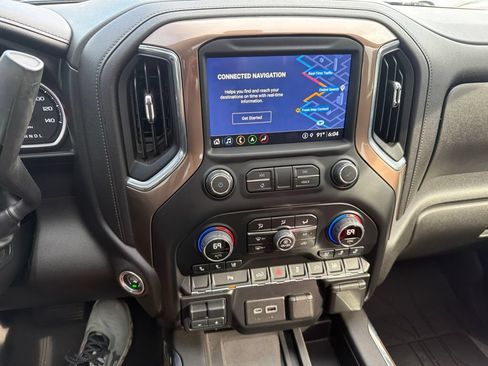 Used 2021 Chevrolet Silverado 1500 High Country w/ LPO, Dark Essentials Package AWD/4WD image 11