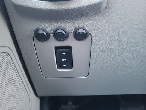 Used 2016 Ford F150 XLT w/ Equipment Group 301A Mid image 10