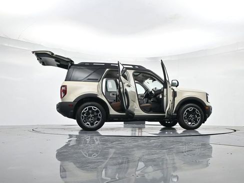 New 2025 Ford Bronco Sport Outer Banks w/ Outer Banks Tech Package+ AWD/4WD image 50
