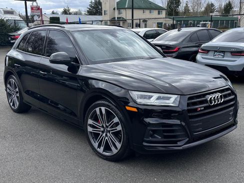 Used 2020 Audi SQ5 Premium Plus w/ Premium Plus Package image 28