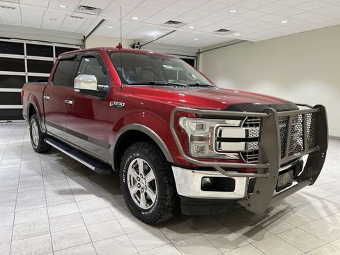 Used 2018 Ford F150 Lariat w/ Equipment Group 502A Luxury AWD/4WD image 7