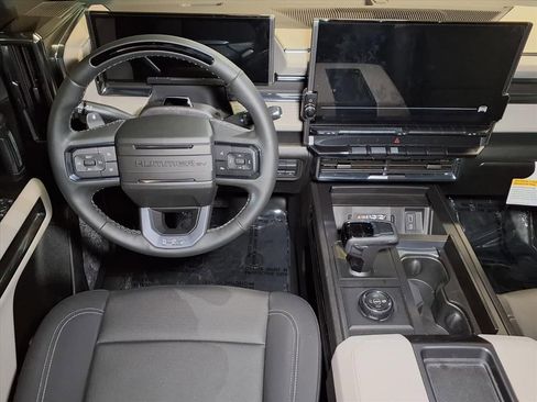Used 2026 GMC Hummer EV SUV AWD/4WD image 16