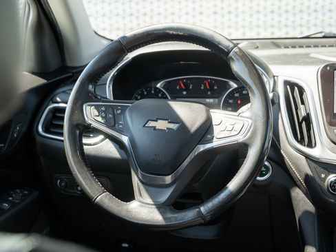 Used 2020 Chevrolet Equinox Premier FWD image 9