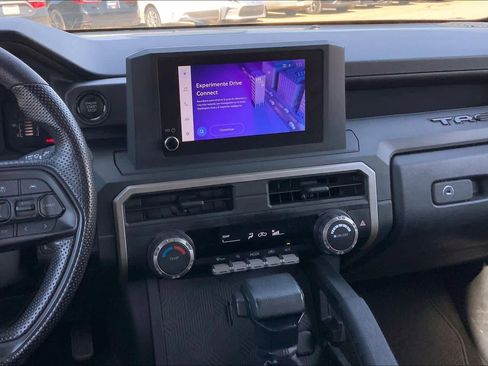 Used 2025 Toyota Tacoma SR image 6