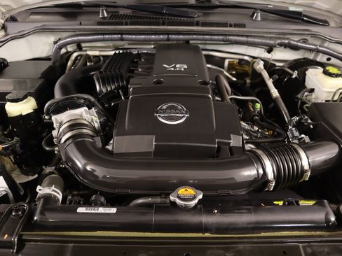 Used 2017 Nissan Frontier PRO-4X w/ Pro-4x Luxury Package image 21