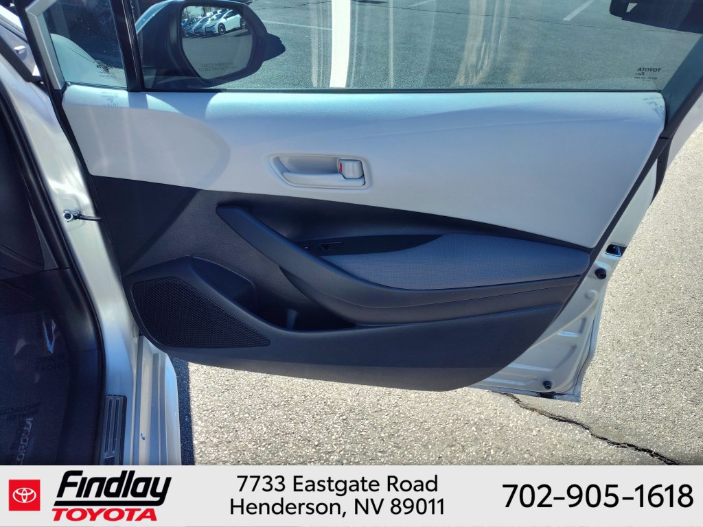 Certified 2025 Toyota Corolla LE FWD image 15