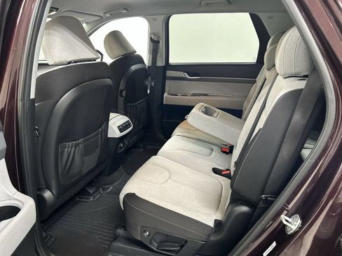 Used 2022 Hyundai Palisade SE AWD/4WD image 19
