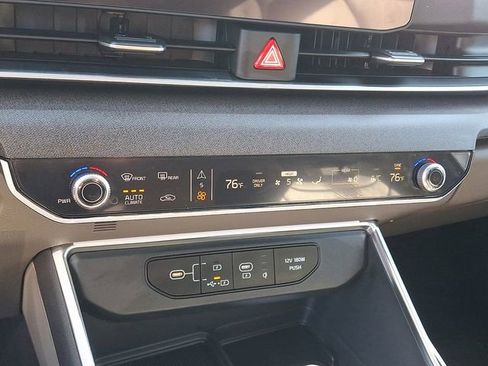 New 2026 Kia Carnival SX image 15