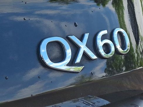 Used 2023 INFINITI QX60 Luxe w/ Vision Package AWD/4WD image 32