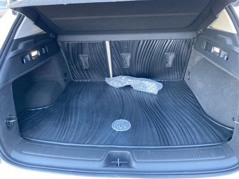 Used 2023 Buick Envision Avenir image 38