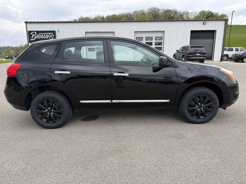Used 2015 Nissan Rogue S AWD/4WD image 4