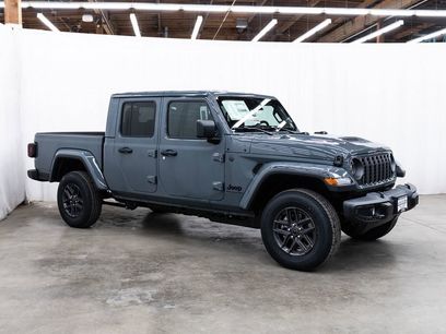 New 2026 Jeep Gladiator Sport