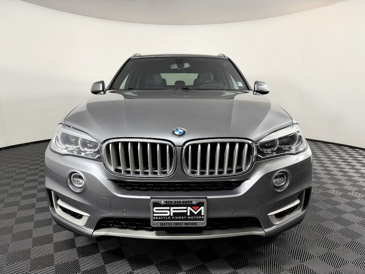 Used 2018 BMW X5 xDrive35i w/ Premium Package AWD/4WD image 4