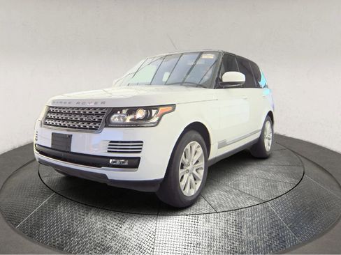Used 2016 Land Rover Range Rover HSE image 3