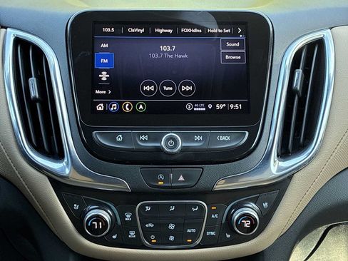 Used 2022 Chevrolet Equinox Premier AWD/4WD image 12