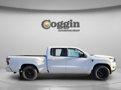 New 2026 Nissan Frontier SV w/ All-Weather Content Package image 4