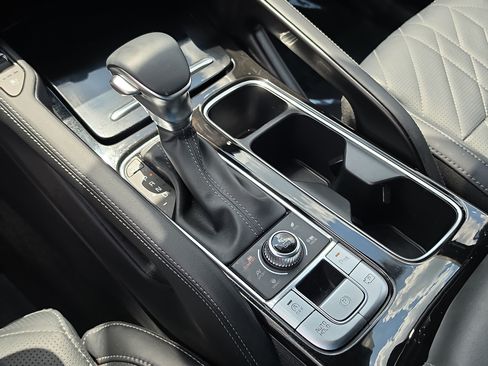 Certified 2025 Kia Telluride SX Prestige X-Line AWD/4WD image 28