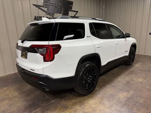 Used 2023 GMC Acadia SLE w/ Driver Convenience Package image 8