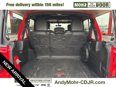 Used 2018 Jeep Wrangler Unlimited Rubicon w/ Dual Top Group image 26