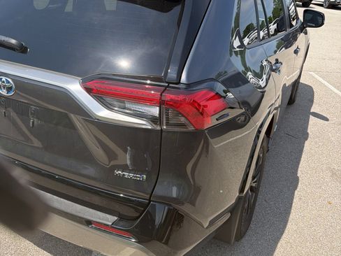 Used 2023 Toyota RAV4 XSE w/ XSE Grade Weather Package AWD/4WD image 16
