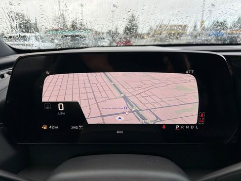 New 2026 Chevrolet Traverse LT w/ Driver Confidence Package image 16