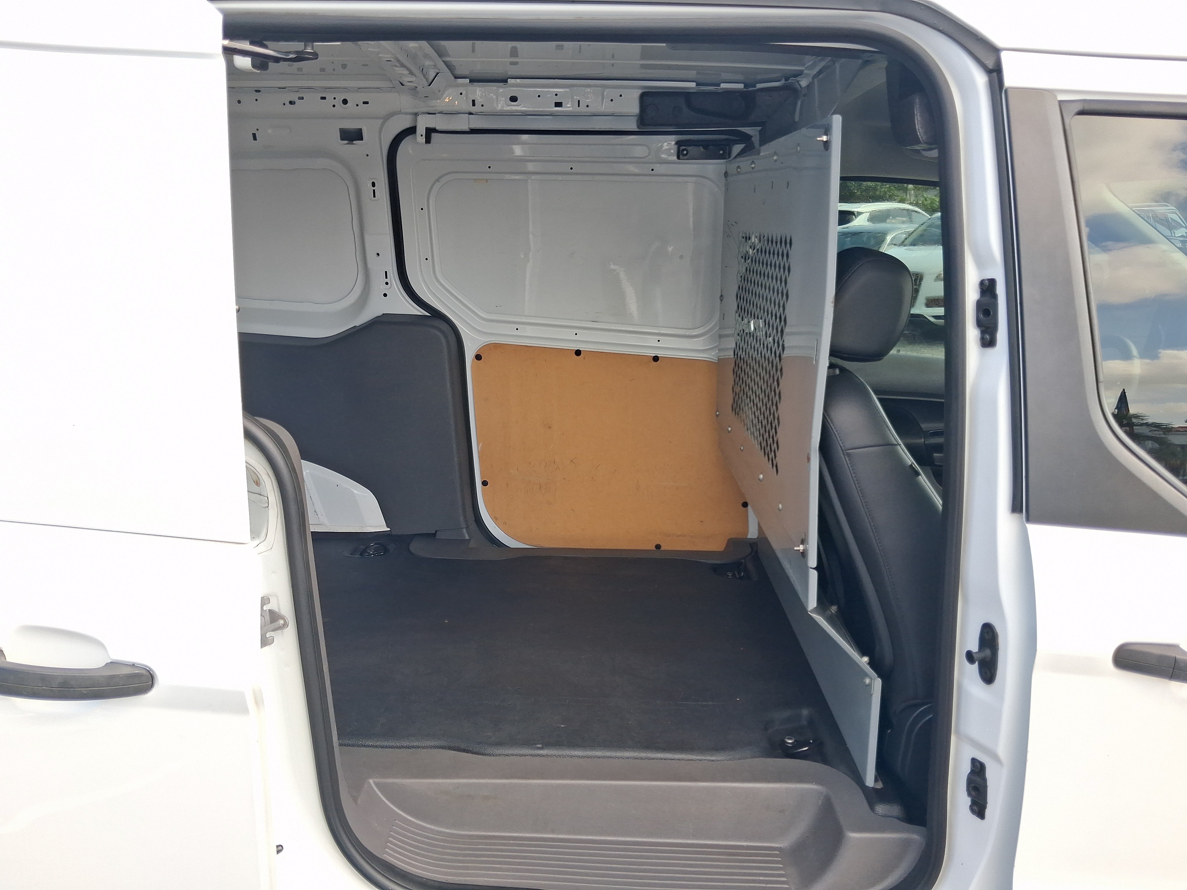Used 2020 Ford Transit Connect XL FWD image 21