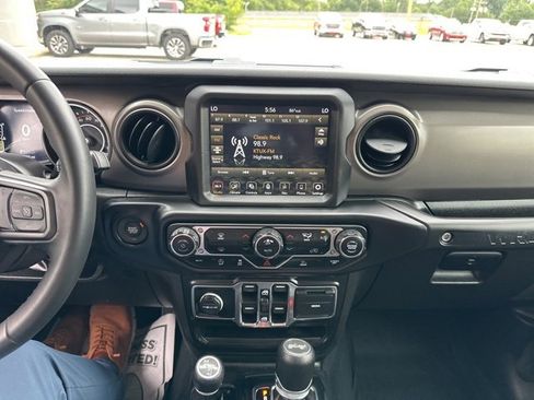 Certified 2022 Jeep Wrangler Unlimited Sport image 14