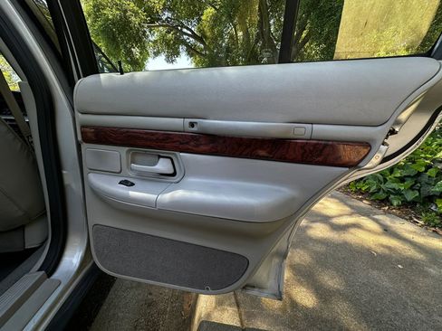 Used 2001 Mercury Grand Marquis LS RWD image 24
