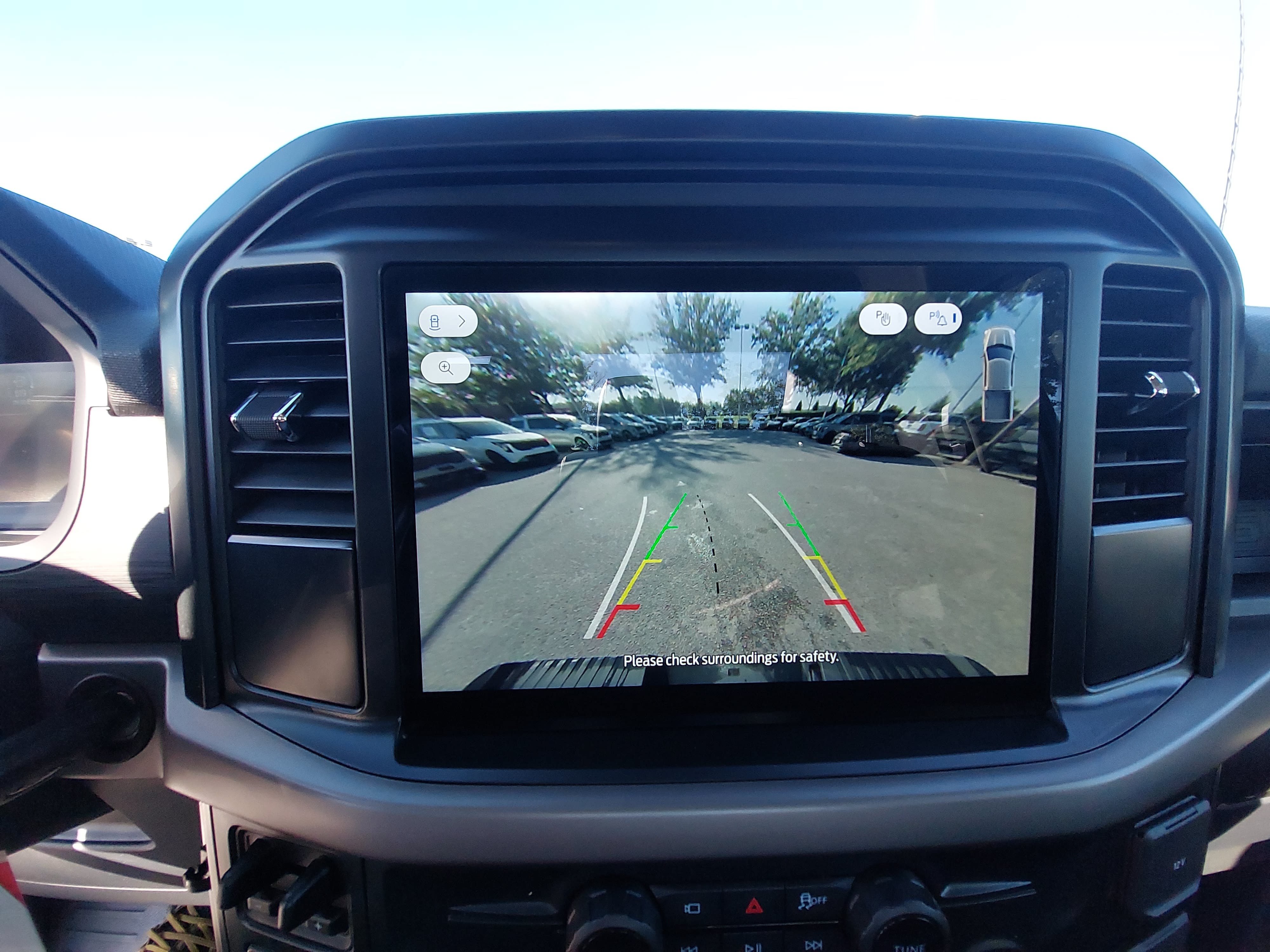 Used 2025 Ford F150 XL RWD image 20