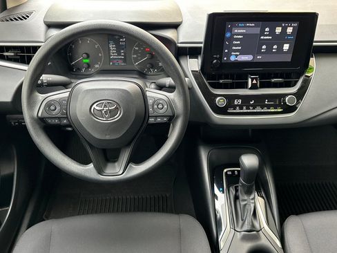 Used 2023 Toyota Corolla LE FWD image 15