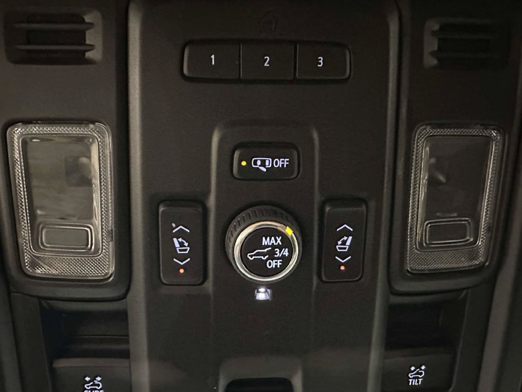 Certified 2022 Cadillac Escalade ESV Sport w/ Touring Package AWD/4WD image 38