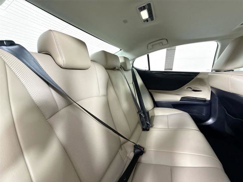 Used 2019 Lexus ES 350 ES 350 w/ Accessory Package 2 image 39