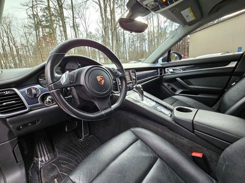 Used 2012 Porsche Panamera 4 image 17