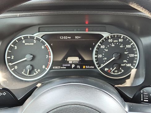 Used 2024 Nissan Rogue SV FWD image 18