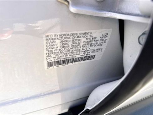 Used 2024 Acura MDX SH-AWD w/ Technology Package image 33