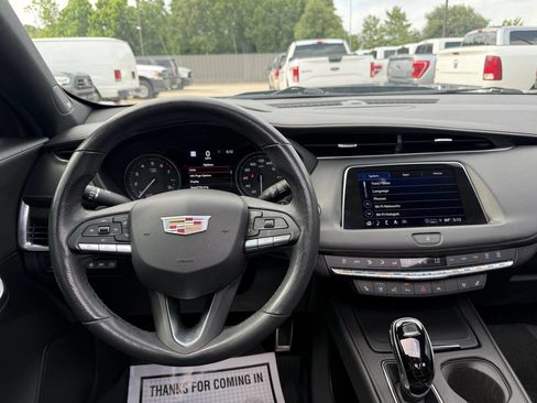 Used 2022 Cadillac XT4 Sport FWD image 21