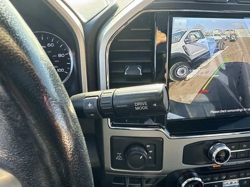 Used 2022 Ford F350 Lariat w/ Black Appearance Package image 36