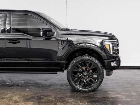 Used 2025 Ford F150 Platinum AWD/4WD image 24