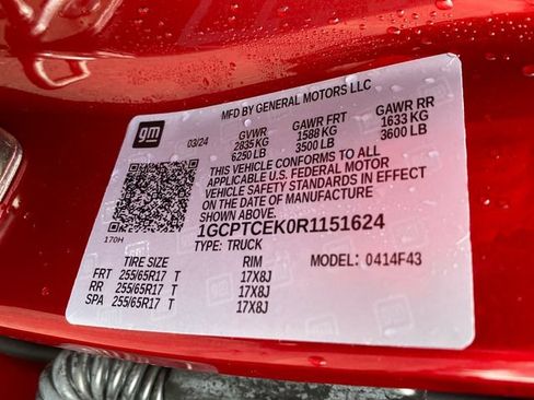 Used 2024 Chevrolet Colorado LT w/ LT Convenience Package AWD/4WD image 26