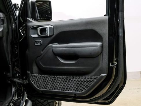 Used 2025 Jeep Gladiator Sport AWD/4WD image 80