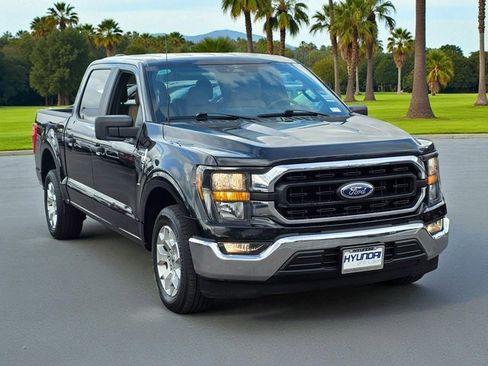 Used 2023 Ford F150 XLT image 4