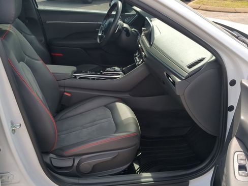 Used 2022 Hyundai Sonata SEL Plus w/ Preferred Accessory Package image 24