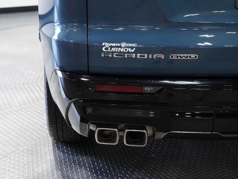 Used 2026 GMC Acadia Denali Ultimate w/ LPO, Floor Liner Package AWD/4WD image 30