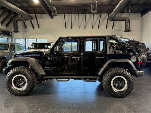Used 2023 Jeep Wrangler Unlimited Rubicon 4xe AWD/4WD image 18