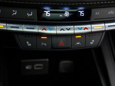 Certified 2023 Cadillac XT4 Premium Luxury w/ Cold Weather Package image 25