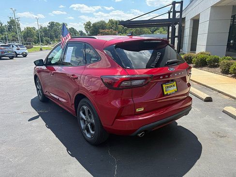 Used 2024 Ford Escape ST-Line FWD image 3