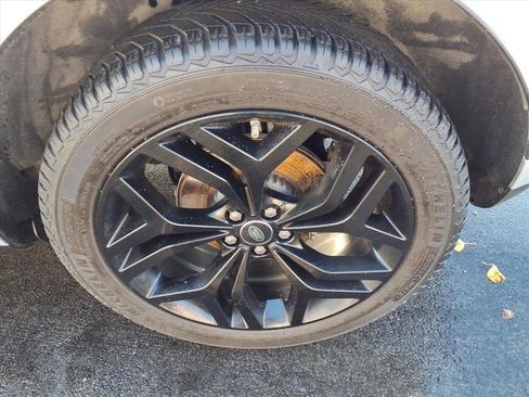 Used 2020 Land Rover Range Rover Evoque SE image 10