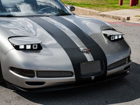 Used 1998 Chevrolet Corvette Convertible w/ Memory Pkg image 21