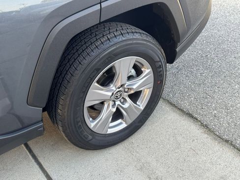 Used 2025 Toyota RAV4 XLE image 32